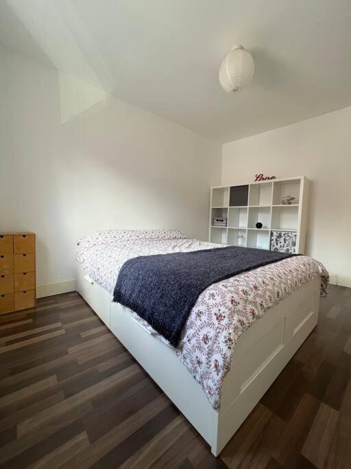 Modern Apartment In Dundee City Centre Extérieur photo